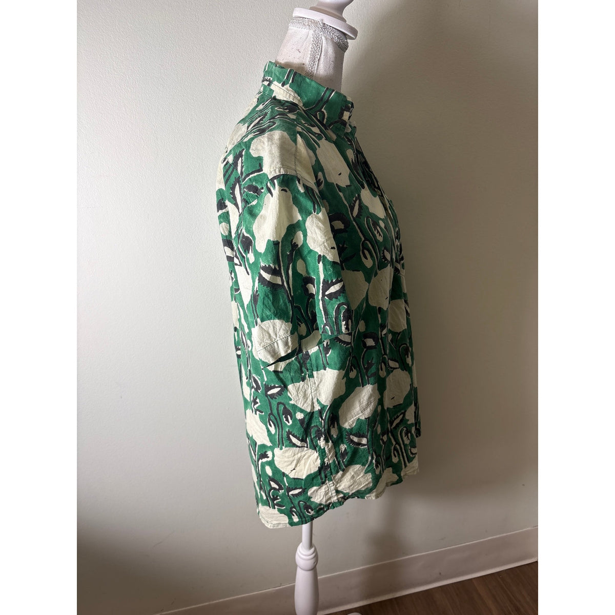 V.DE.VINSTER Green and White Cotton Print Short Sleeve Shirt Sz S