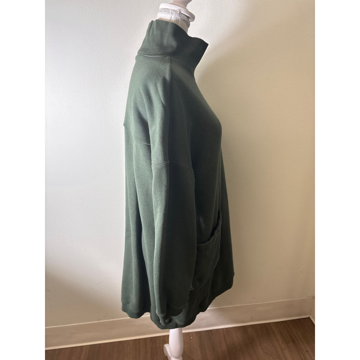 Pomander Place Dark Green Long Sleeve Turtleneck Dress  Sz S