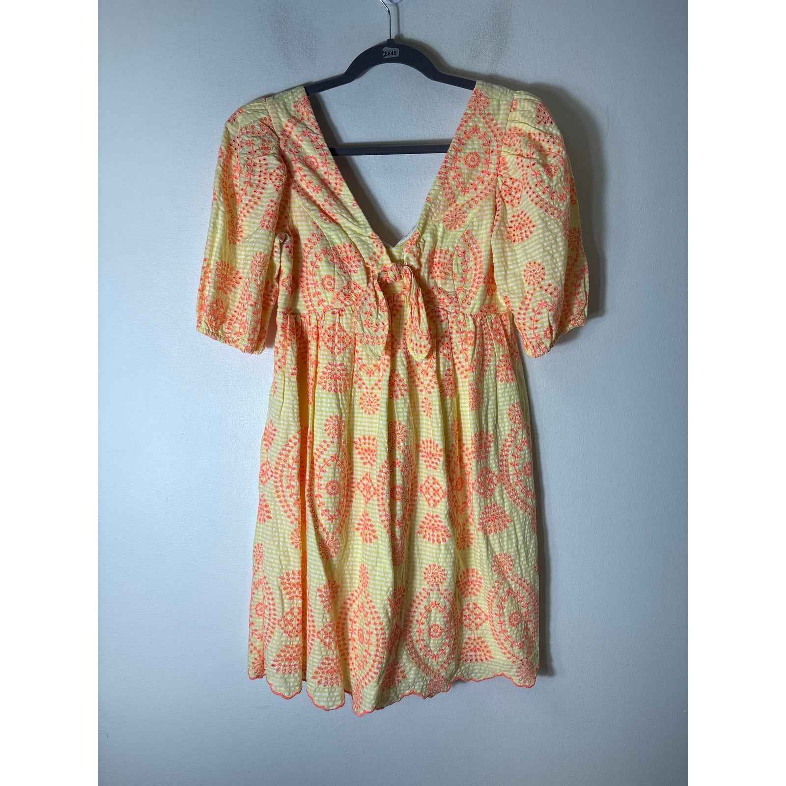 Lily Pulitzer Yellow Orange Eyelet V-Neck Knee Length Dress Sz 0