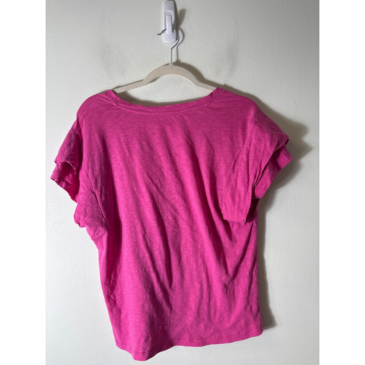 ba&sh Hot Pink Short Sleeve V-Neck Tee Shirt Sz S
