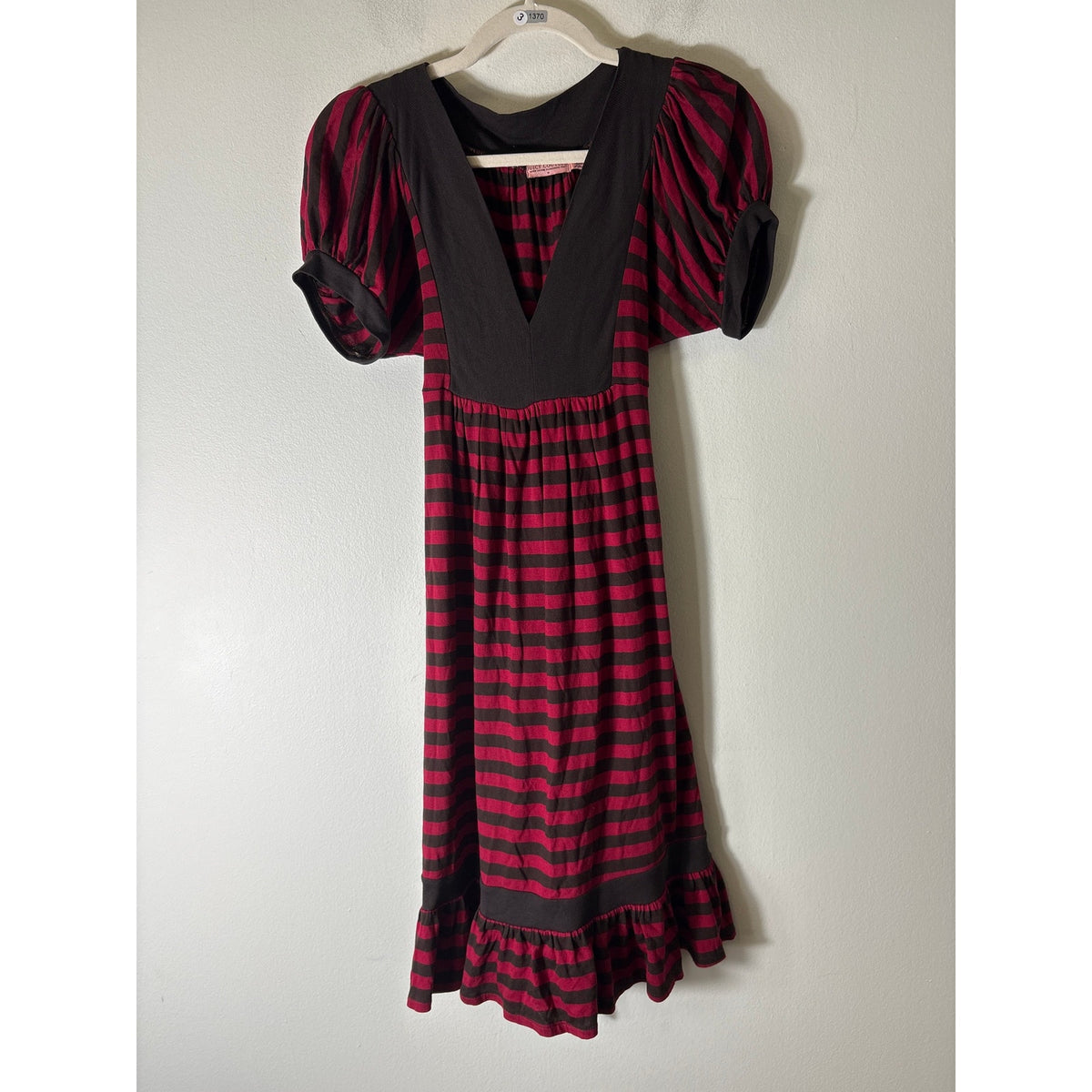 Juicy Couture Dark Red Brown Stripe Short Sleeve V-Neck Dress Sz M