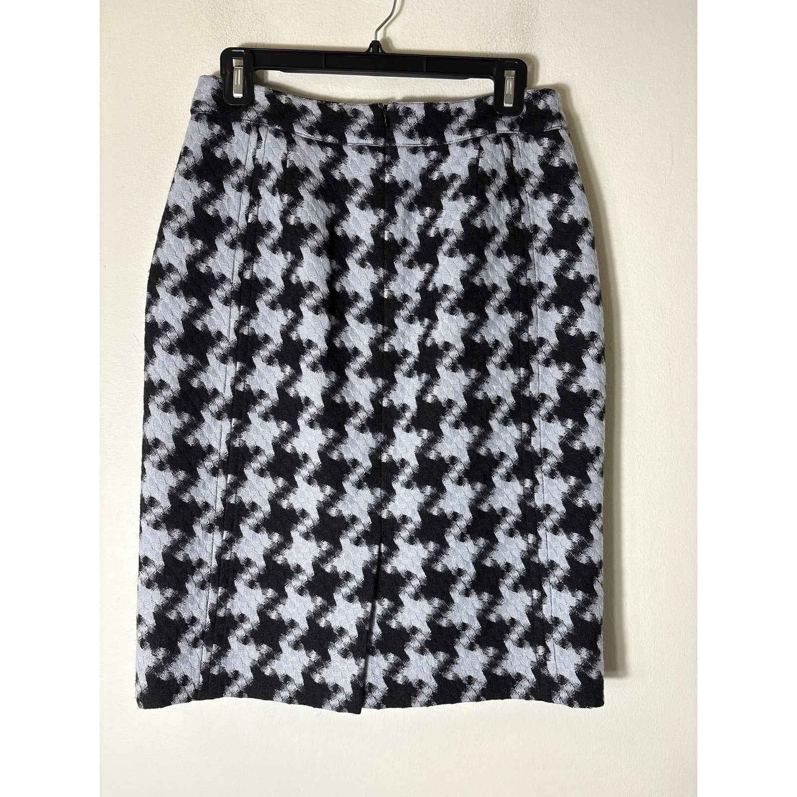 Carlisle Light Blue&Black Houndstooth Knit Midi Skirt Sz 4