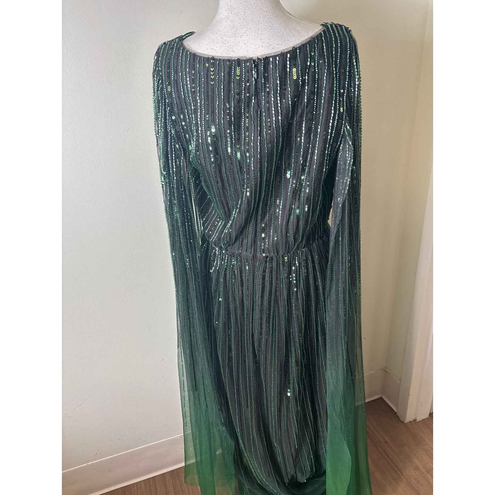 Marchesa Notte Black and Green V-Neck Floor Length Sleeveless Gown Sz 10