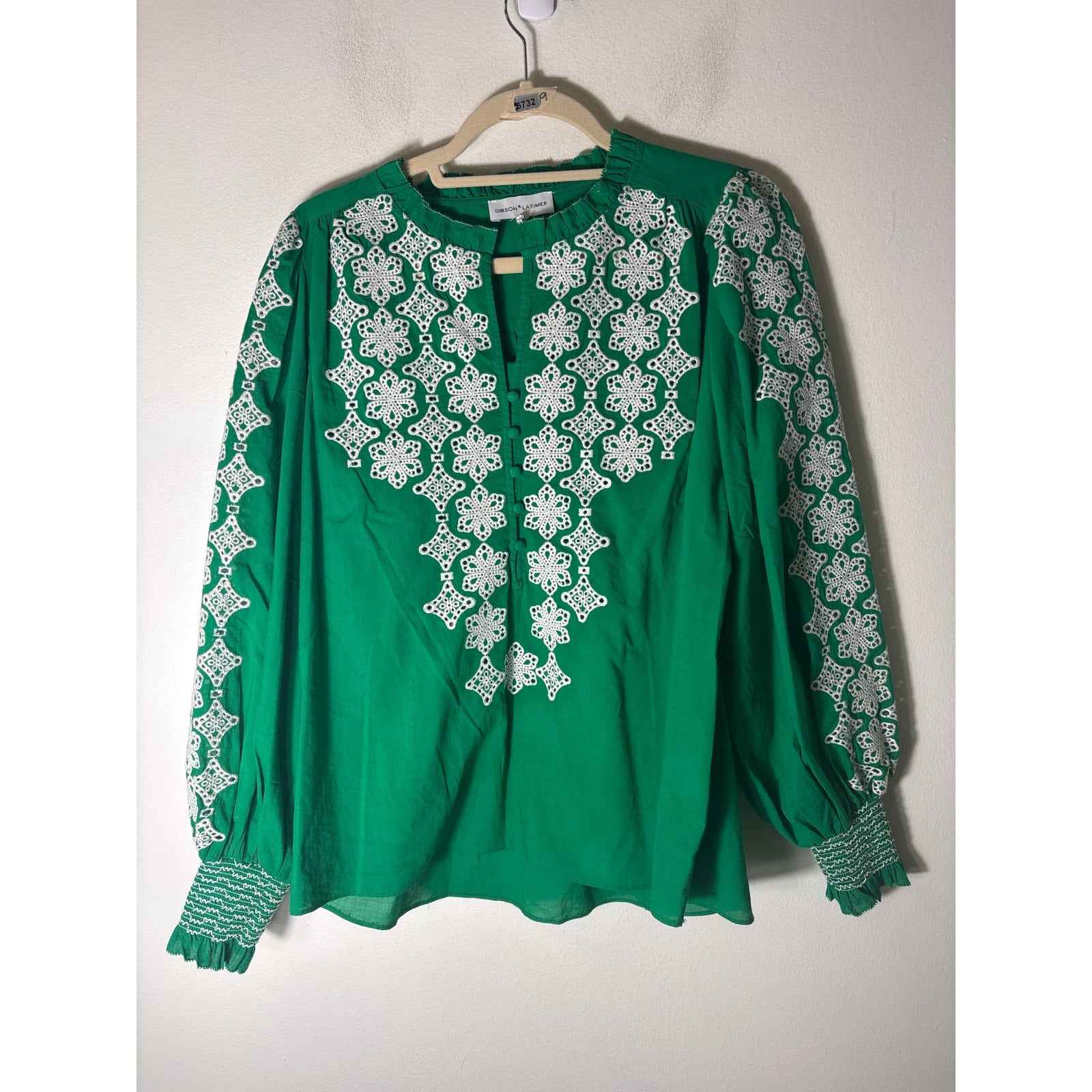 Gibson and Latimer Kelly Green Long Sleeve Embroidered Shirts Sz M