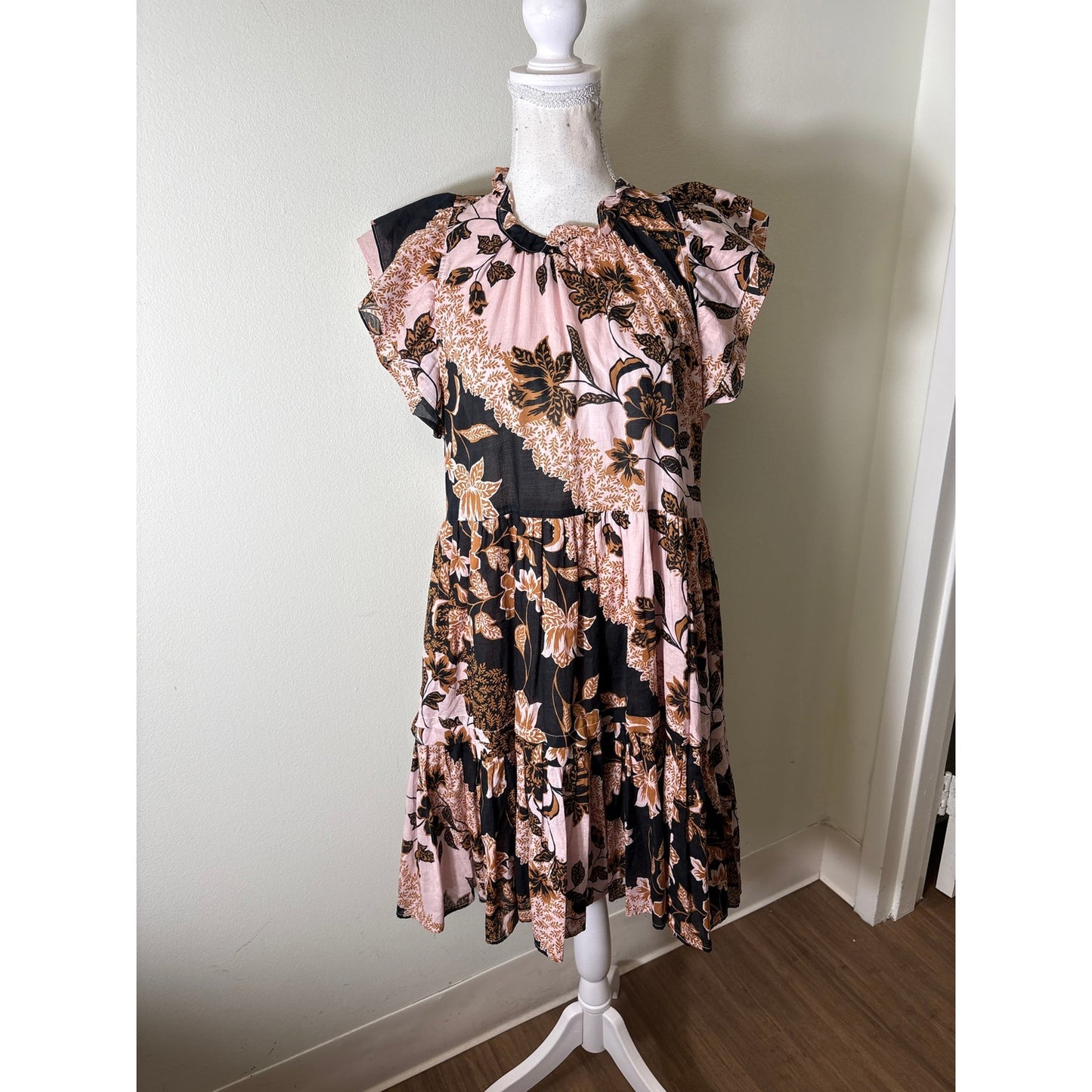 Karlie Pink Brown & Black Floral Flutter Sleeve Tiered Dress Sz L