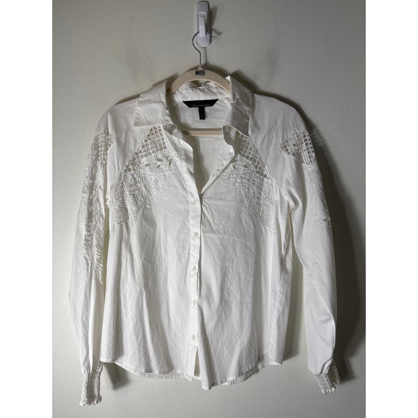 WHBM White Cotton Long Sleeve Button Up shirt Sz 2