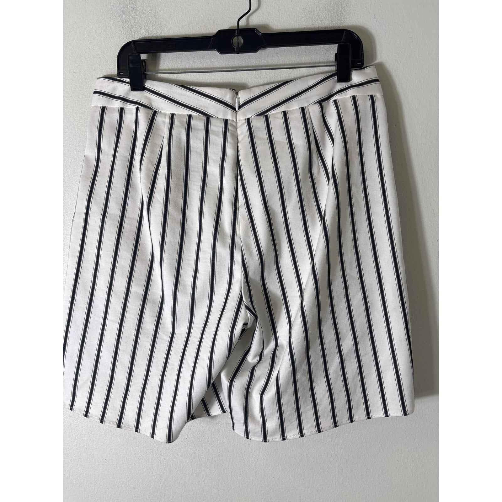 Peace of Cloth Black and White Striped Shorts/Skirt Sz S