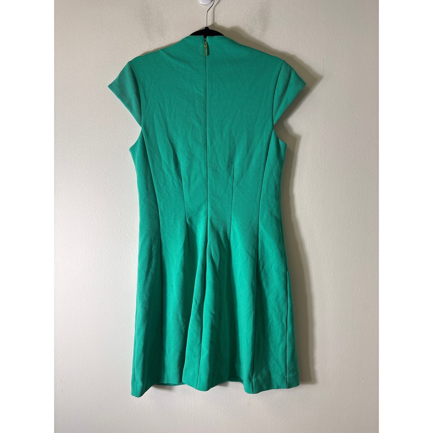 Lilly Pullitzer Green Cap Sleve Fitted V Neck Dress Sz L