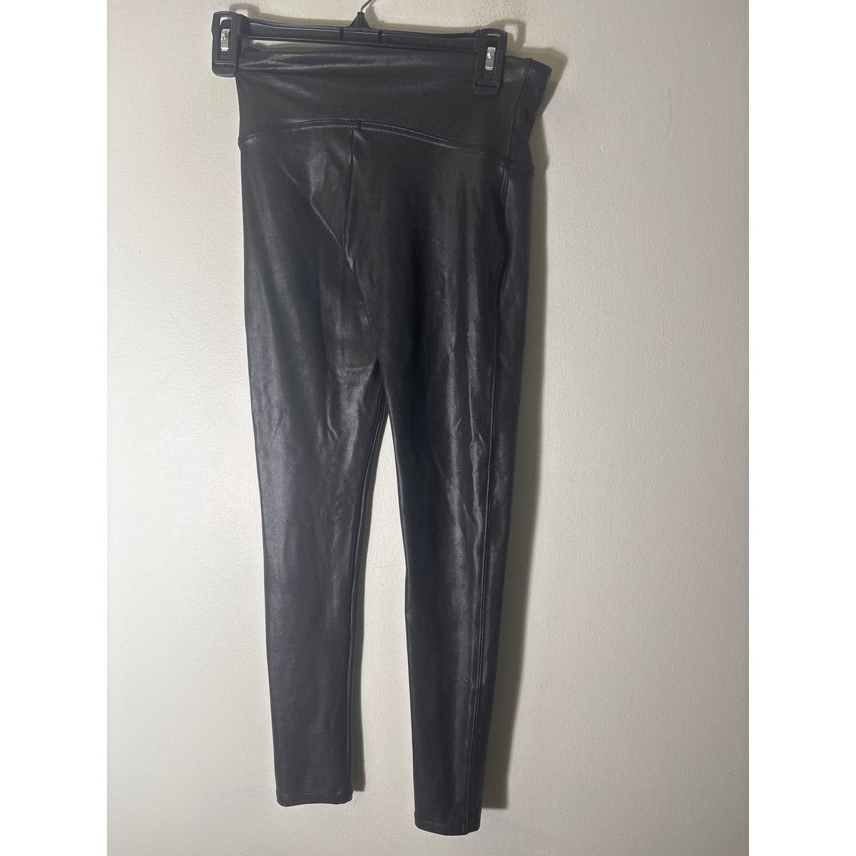 Spanx Black "Metallic" Petite Leggings Sz M