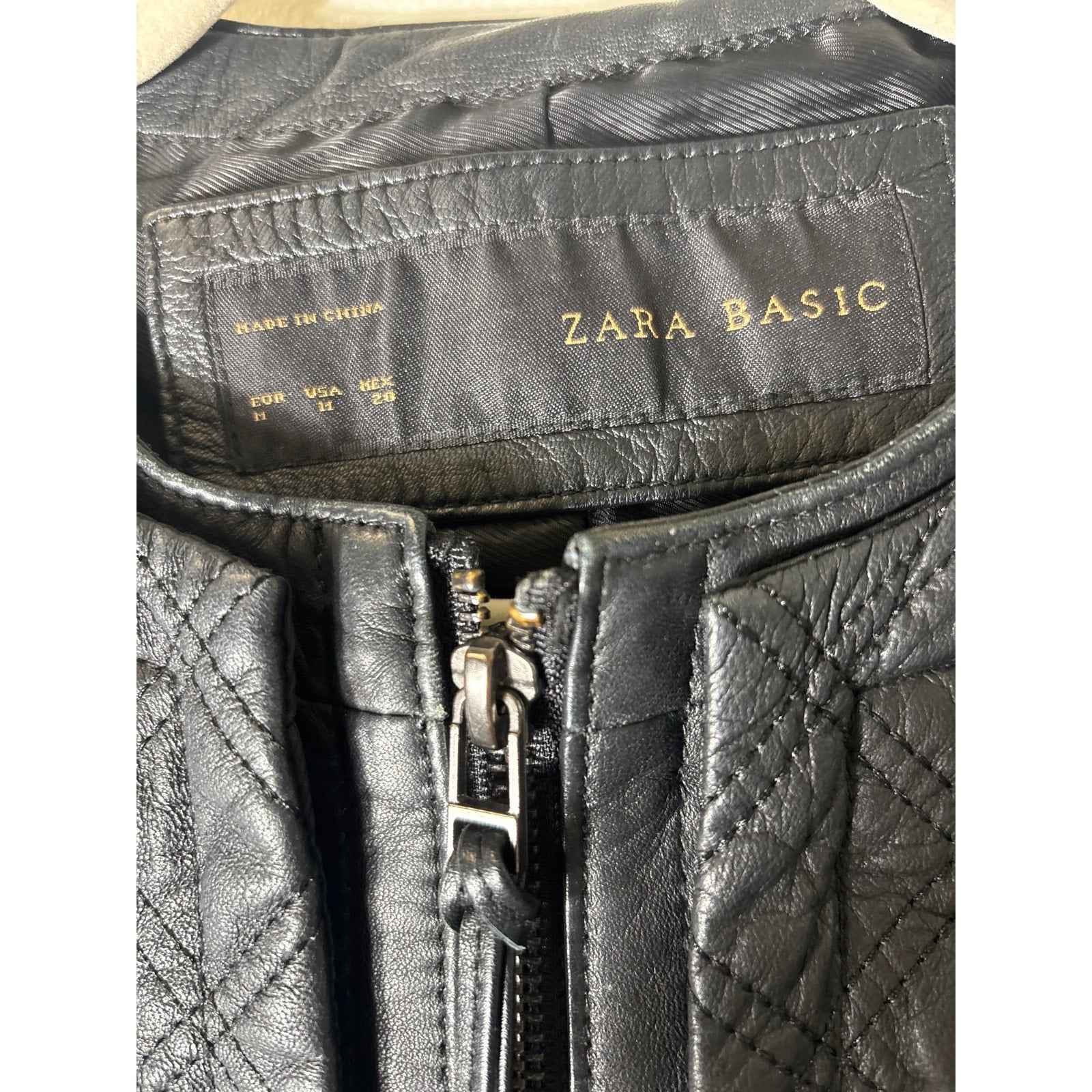 Zara Basics Black Quilted Leather Long Sleeve Cropped JAcket Sz M