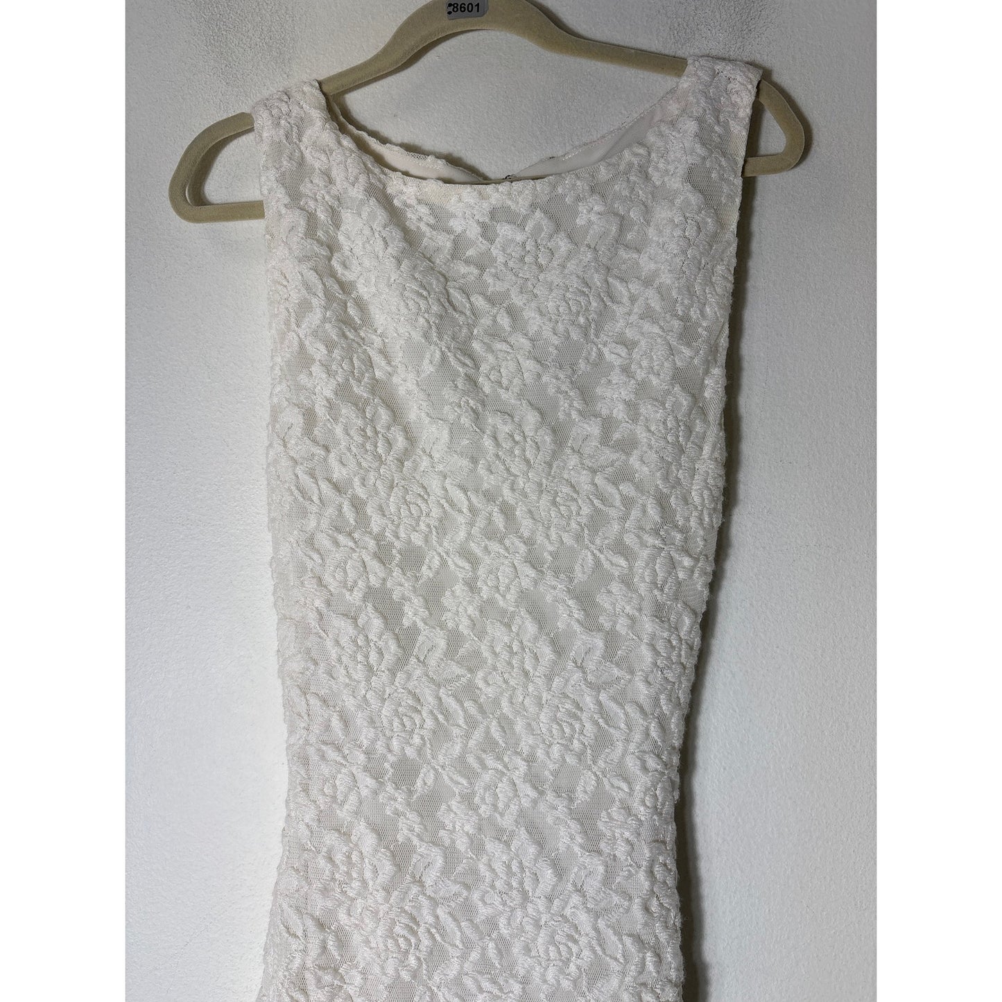 Alice + Olivia Off White Embroidered Lace Sleeveless Backless Column Gown Sz XS