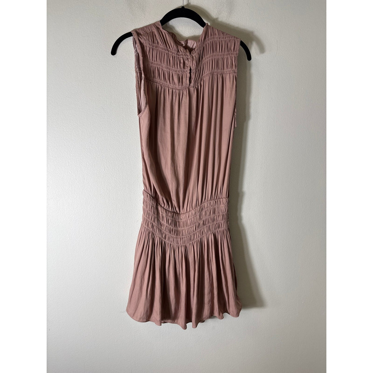 DO+BE Taupe Sleeveless Smocked Waist Dress Sz L