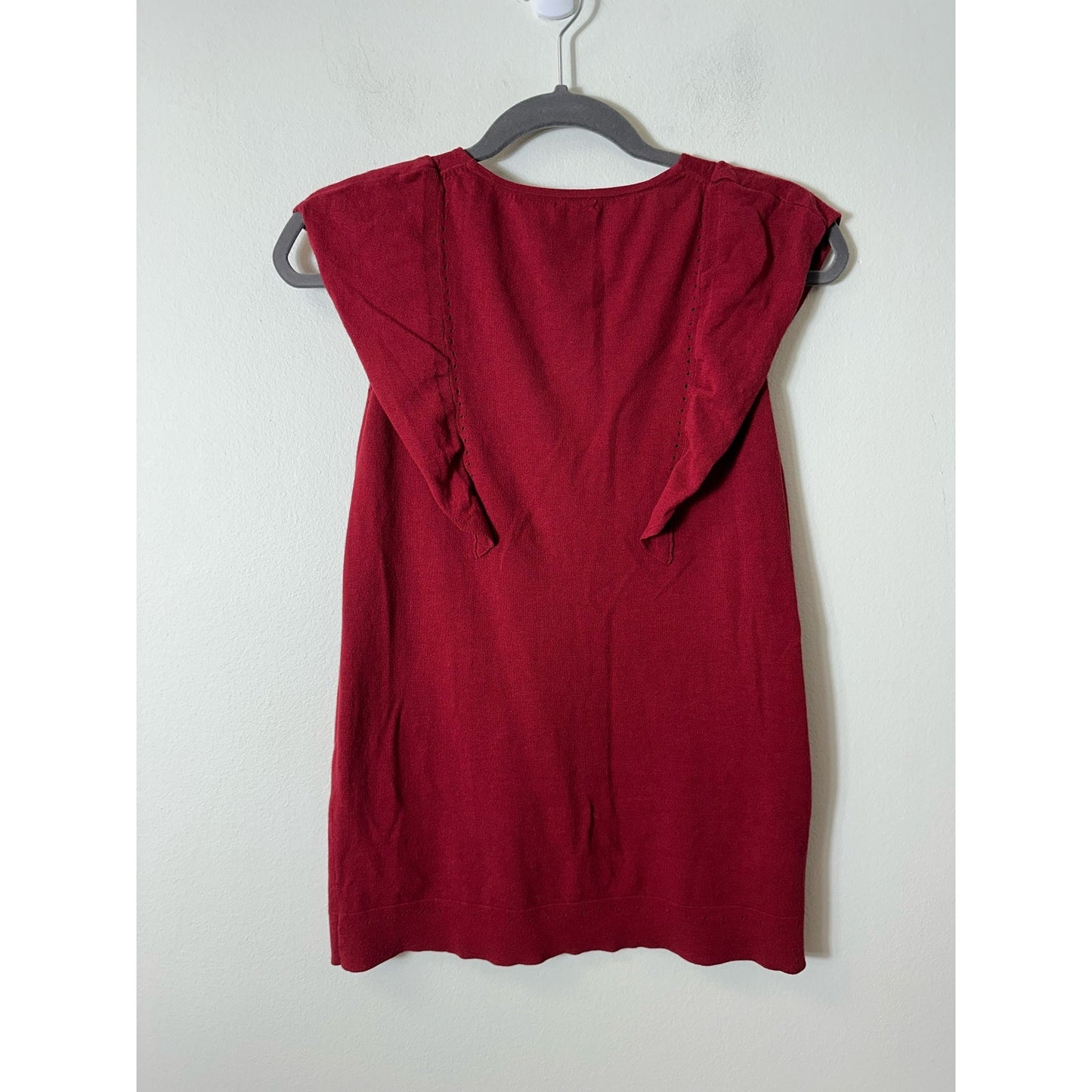 Max Studio Crimson Low V Ruffle Sleeveless Cardigan Sz M