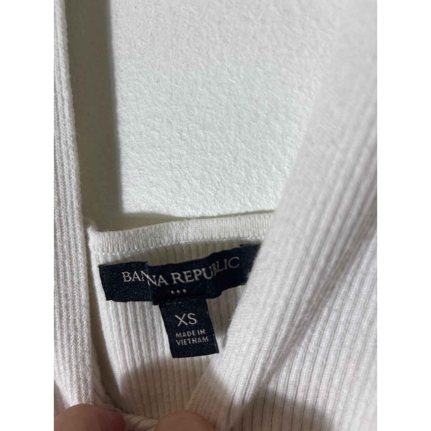 Banana Republic Off White Sleeveless Ribbed V-Neck Sz XS