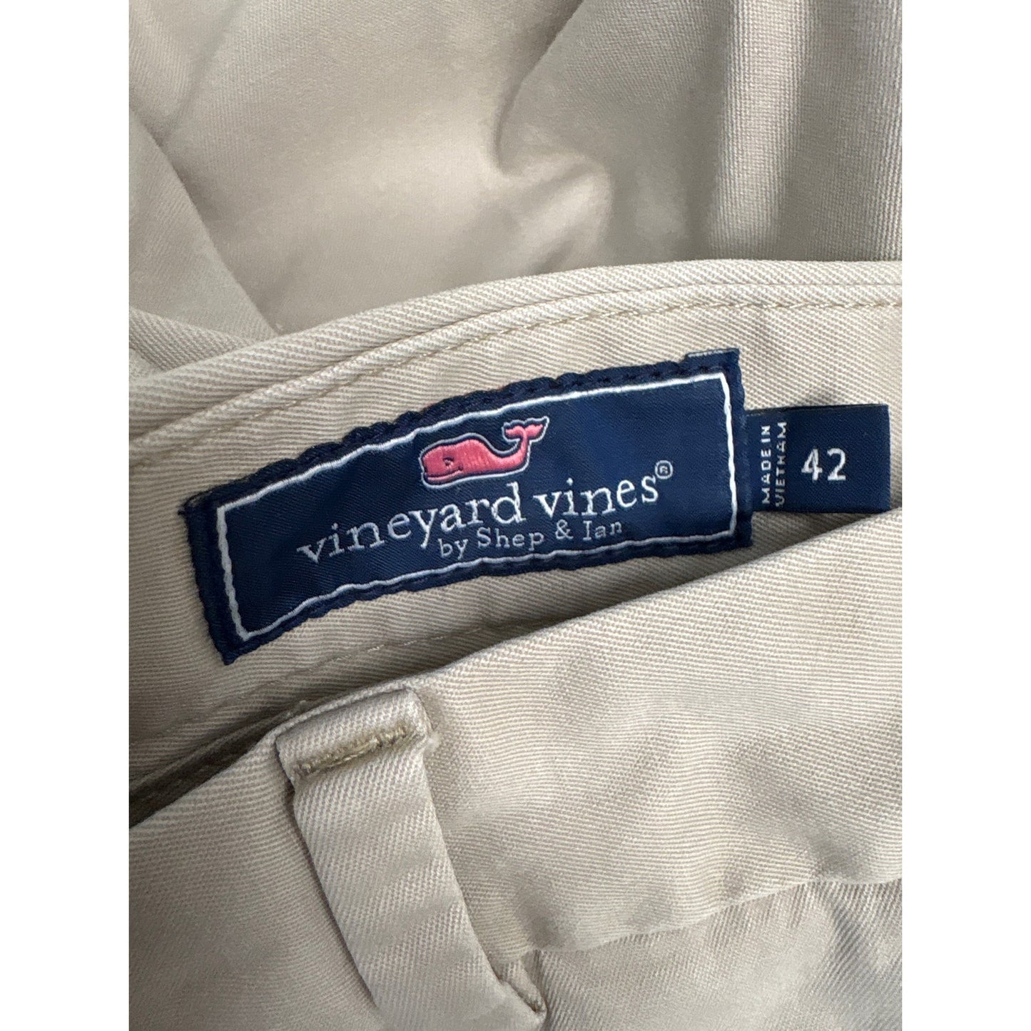 Mens Vineyard Vines Light Tan Flat Front Shorts Sz 42