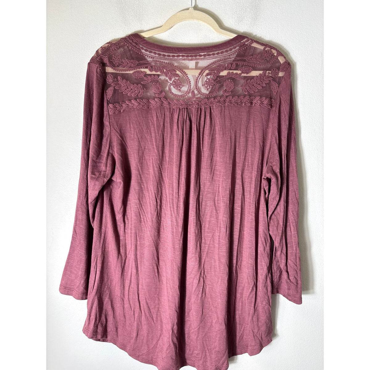 Adiva long sleeve maroon top Sz L