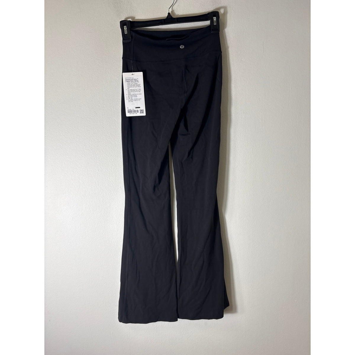 NWT Lululemon Groove HR Nulu Flared Pant *Short Sz 4