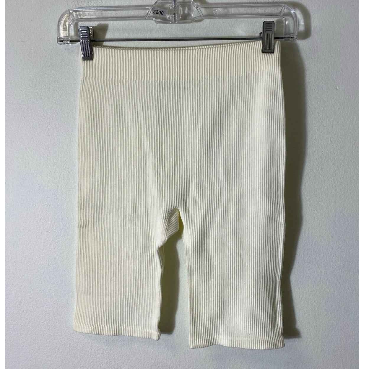 NWOT Love Tree Cream Athletic Shorts Sz M