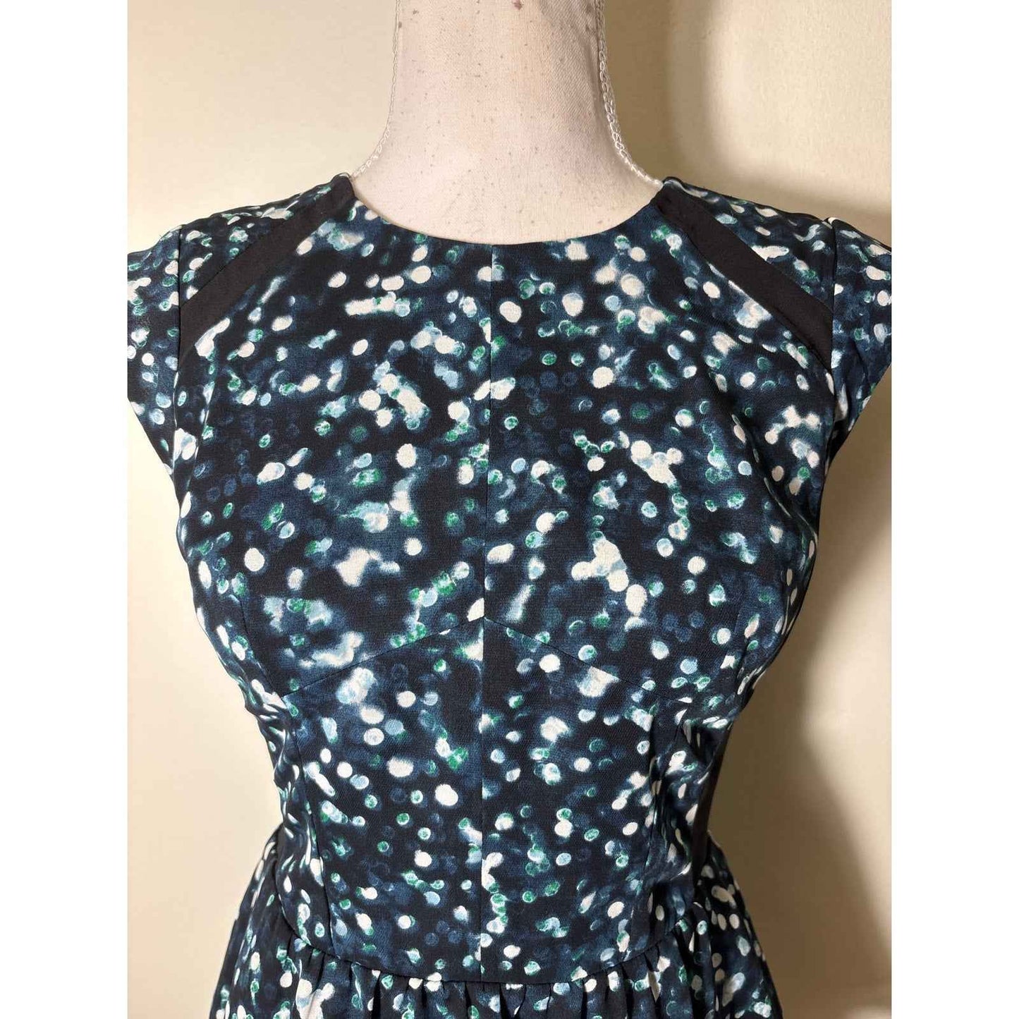 Rebecca Taylor Black Green Print Sleeveless Peplum Cap Sleeve Top Sz 0
