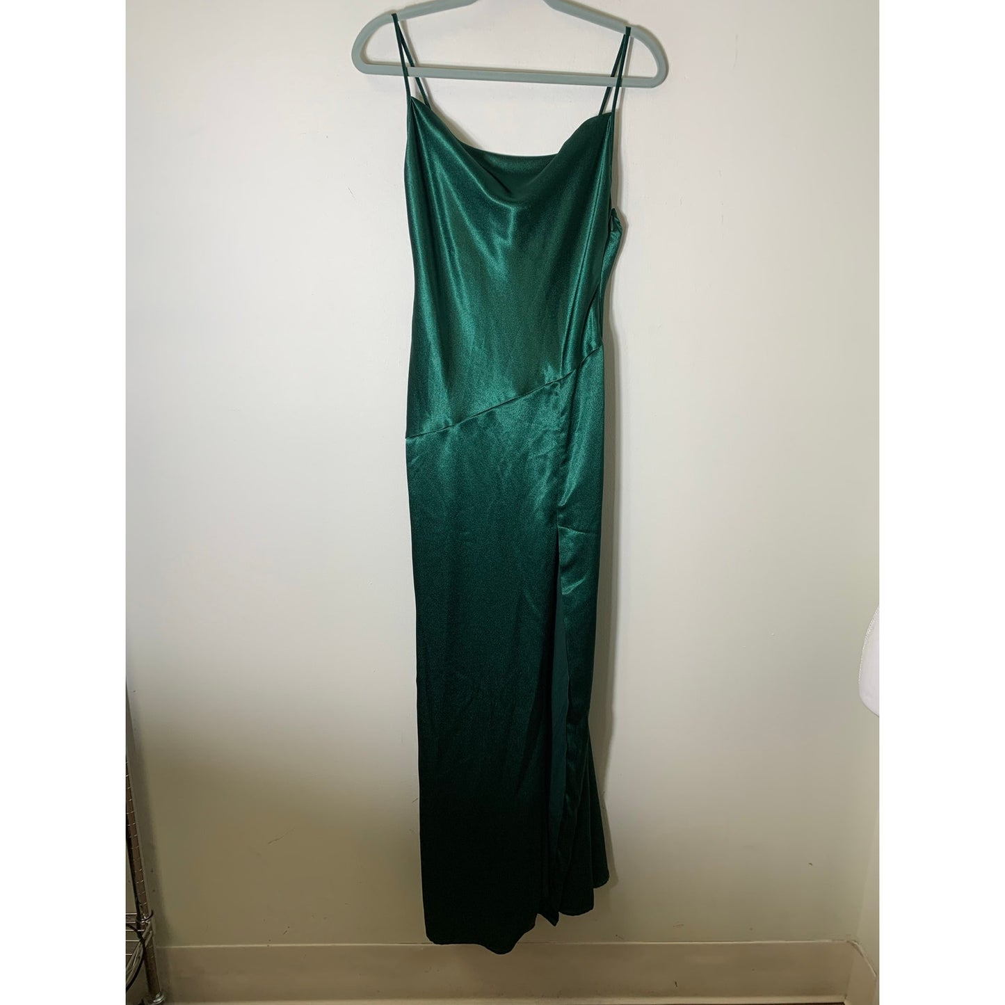 Lulu's Green Satin Spaghetti Strap Formal Dress Sz S
