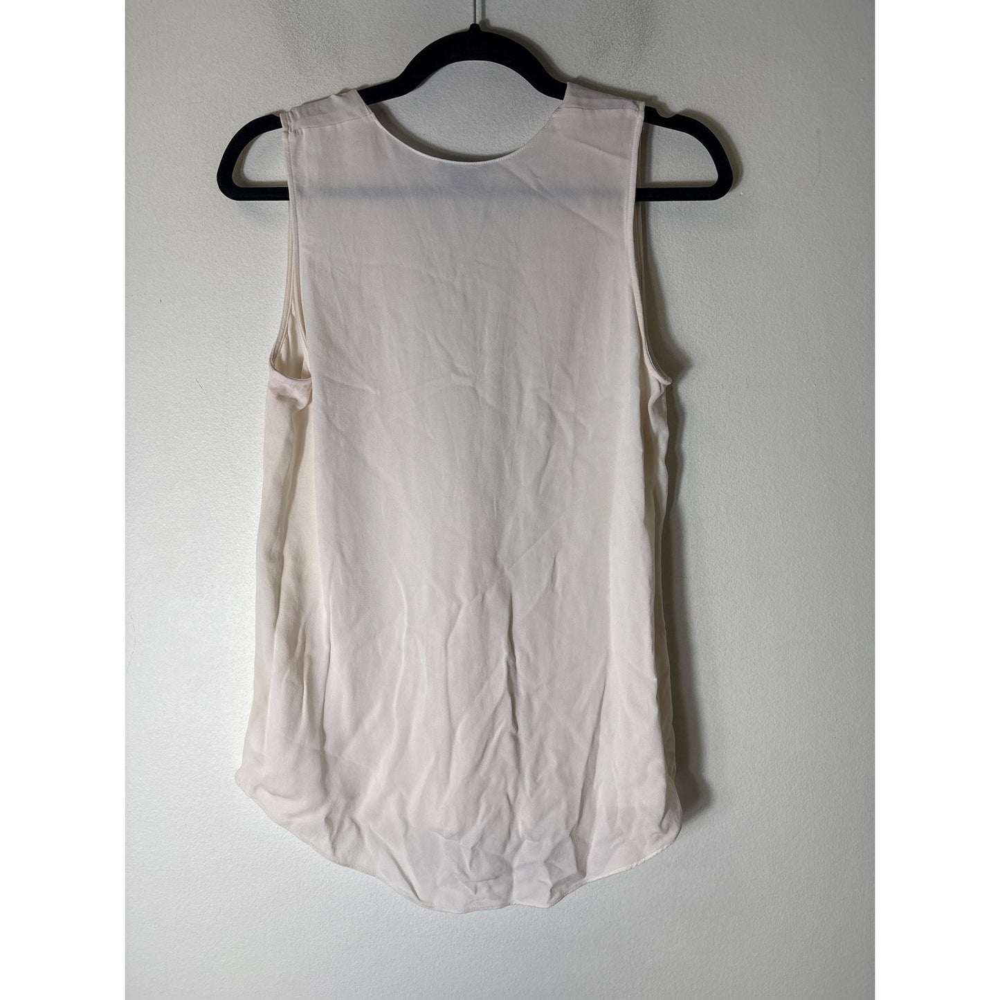 Theory Silk off White Sleeveless V-Neck Tank Sz M