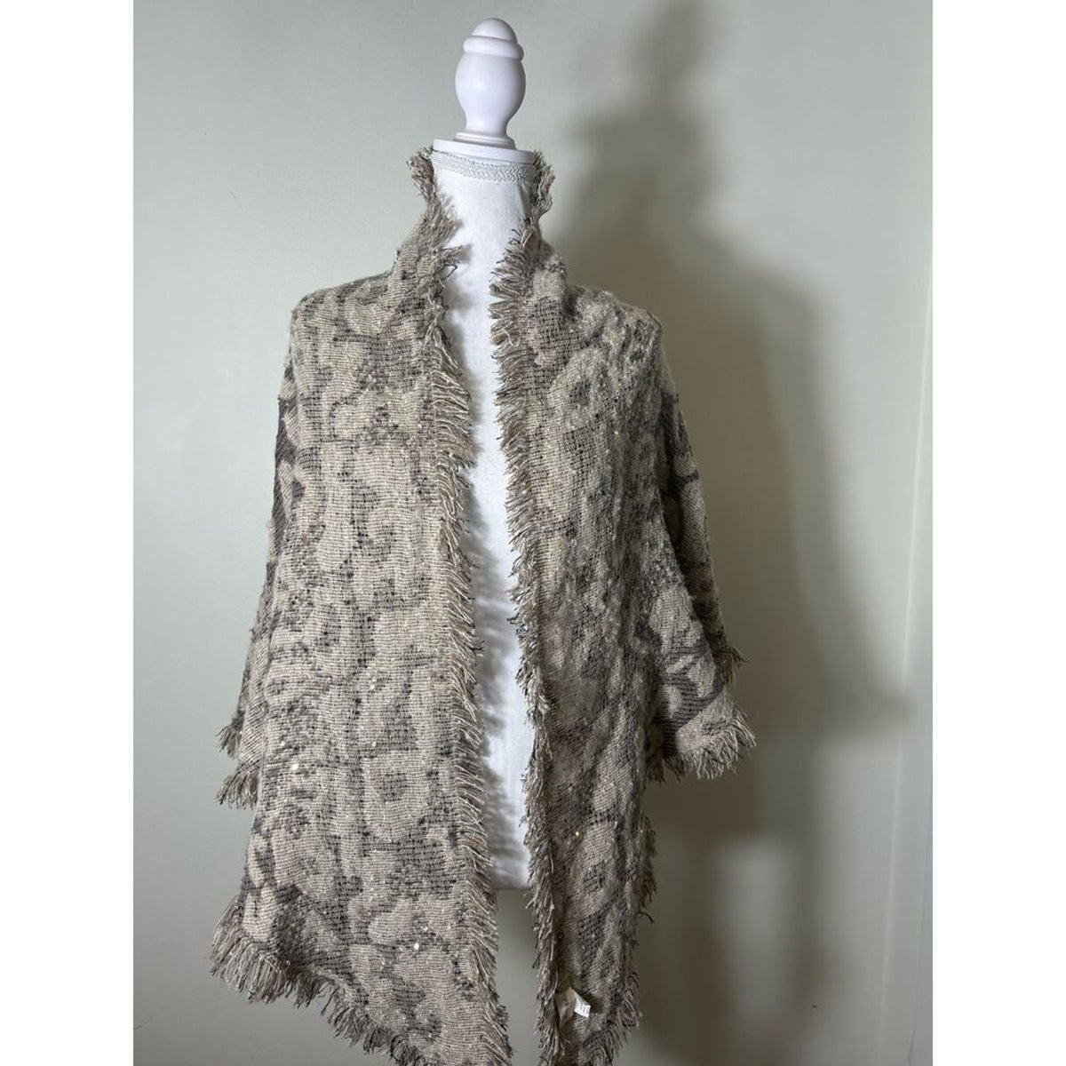 Altar'd State Off White Gray Print Fringe Shawl One Size