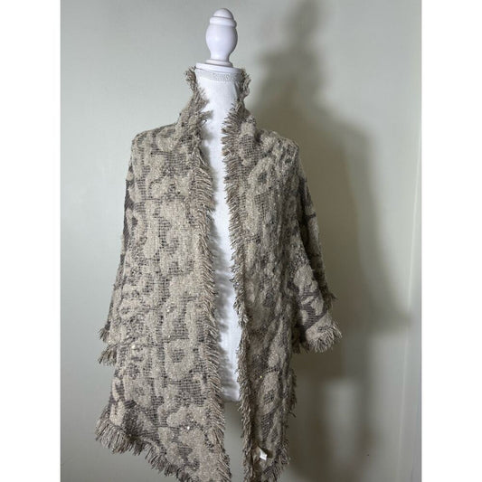 Altar'd State Off White Gray Print Fringe Shawl One Size