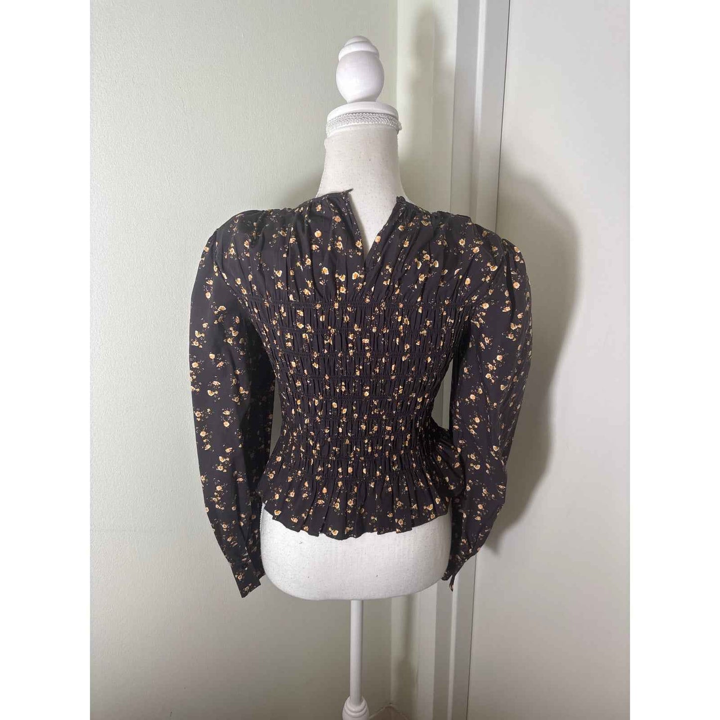 Rails Black Peach Floral Long Sleeve Cotton Smocked Bodice Top Sz S