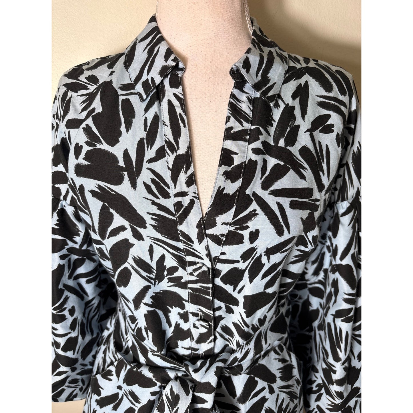 Veronica Beard Light Blue Black Long Bell Sleeve Button Dress Sz 4