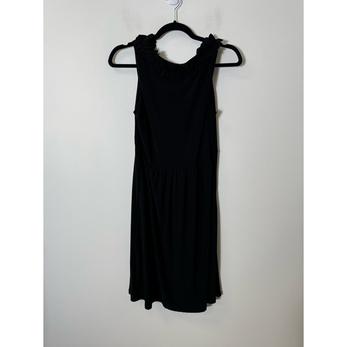 Tiana B. Black Sleeveless V Neck Knee Length Dress Sz L