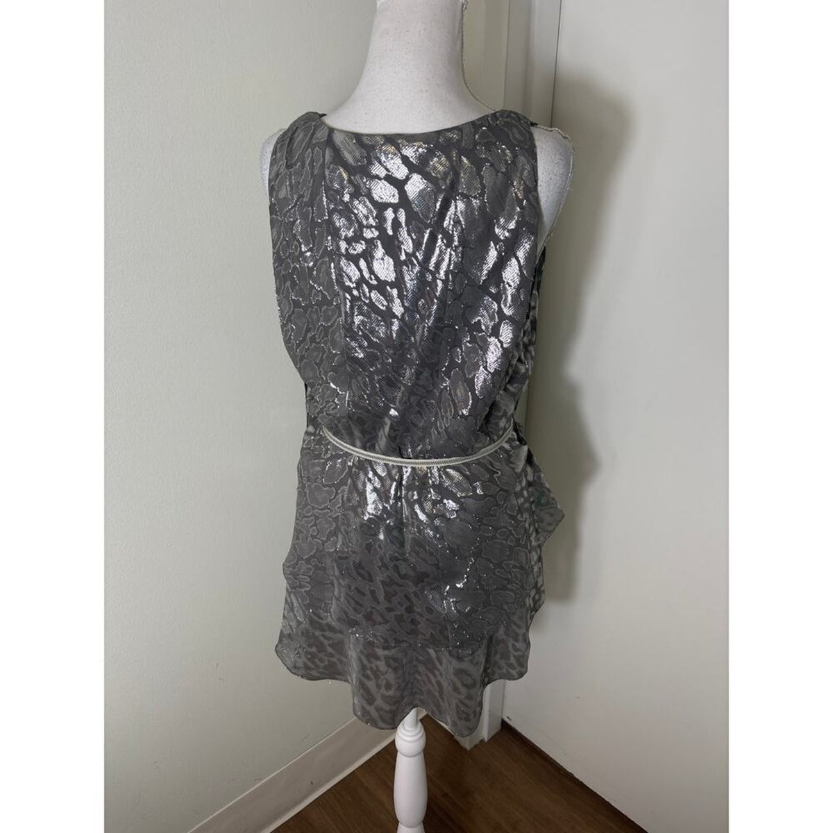 Etcetera Gray Silver Layered Sleeveless Top Size 14