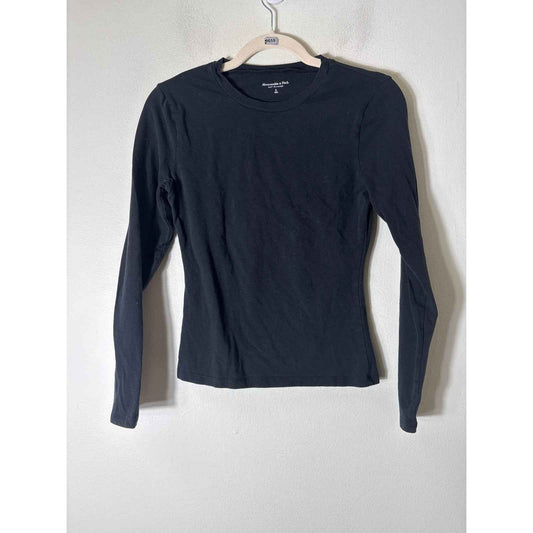 Abercrombie & Fitch Black Long Sleeve Tee Sz S
