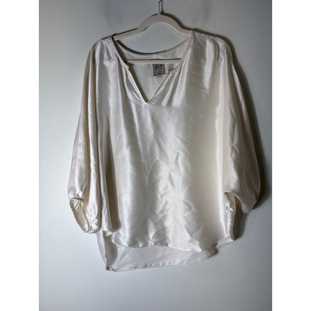 GoSilk cream short sleeve Sz M