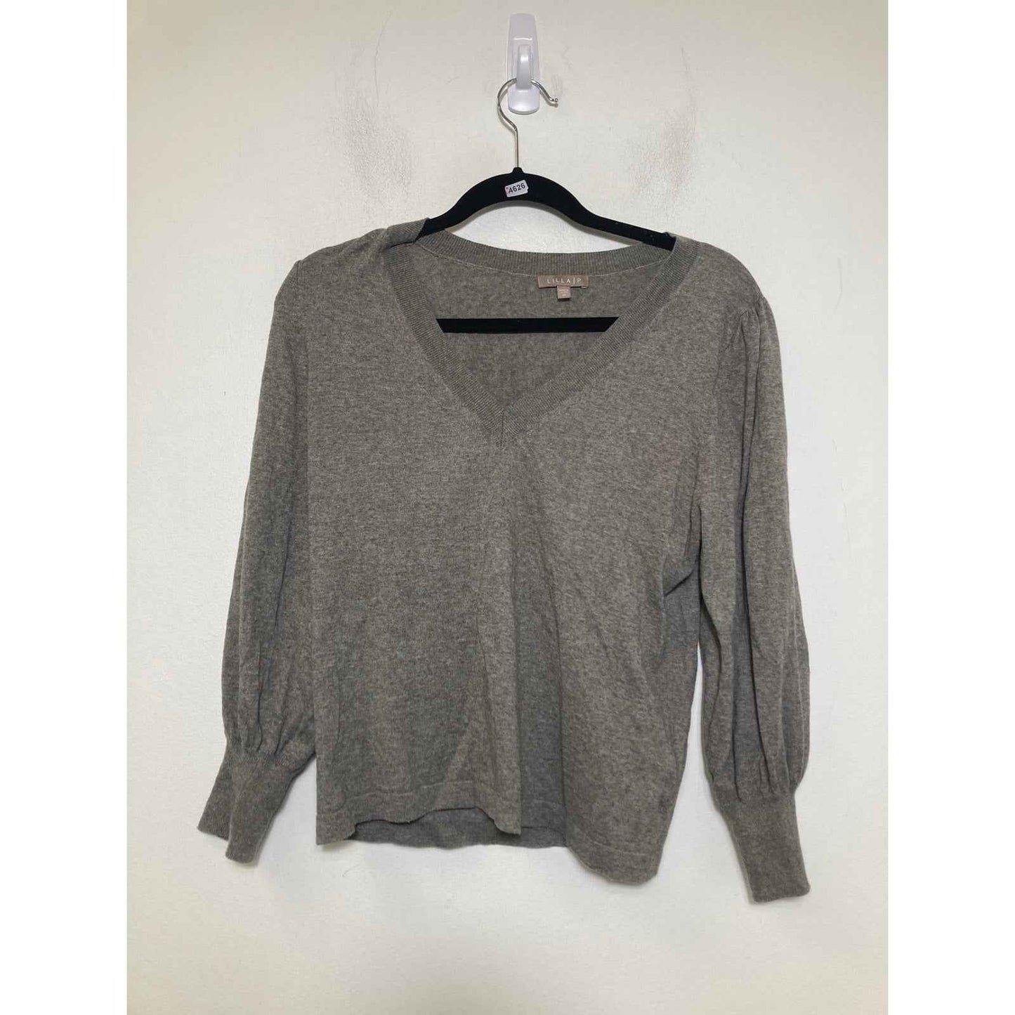 Lila P Gray V Neck Pullover Sweater Sz M