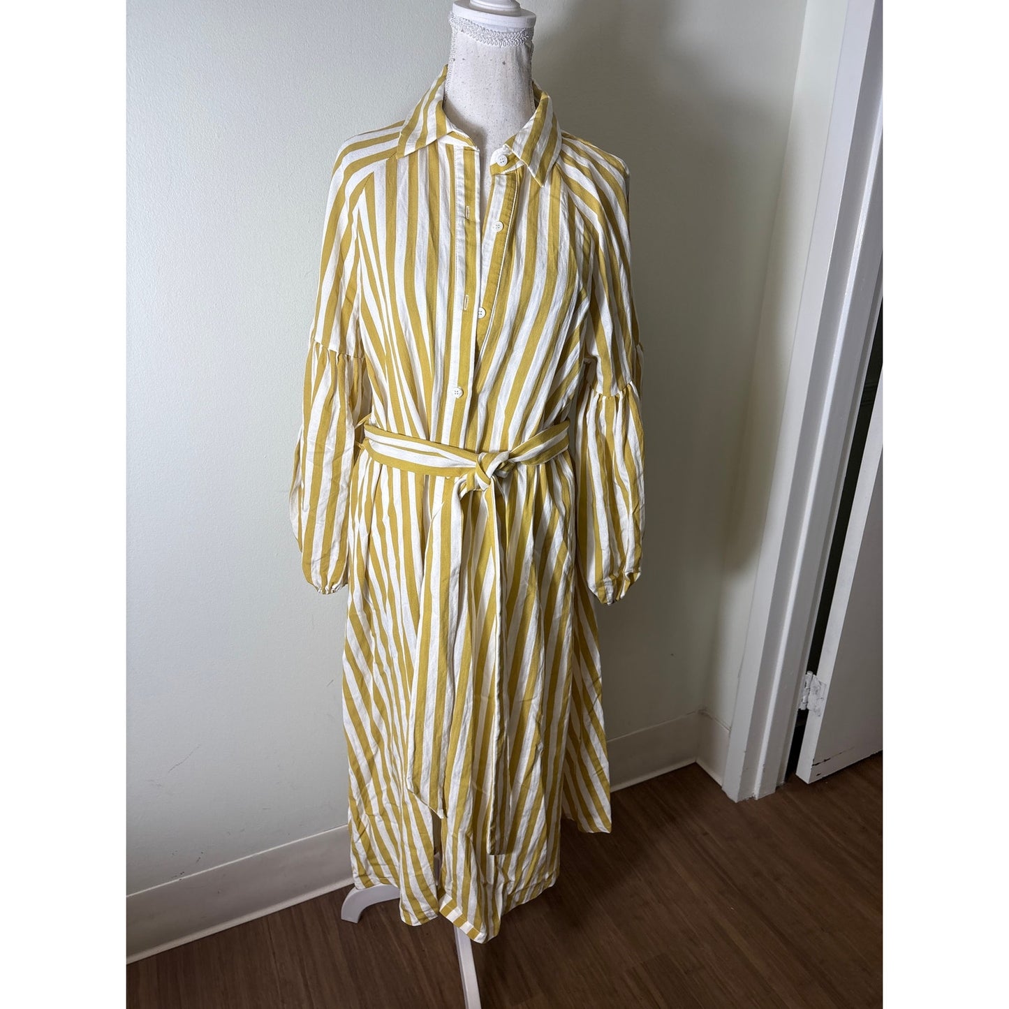 Jacquie The Label Green and White Stripe Button Up Belted Maxi Dress Sz L