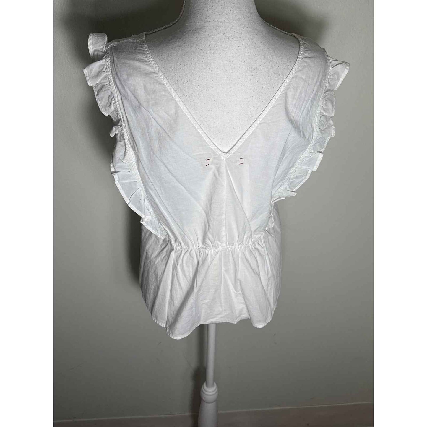 NWT Xirena White Cotton V Neck Top sz M