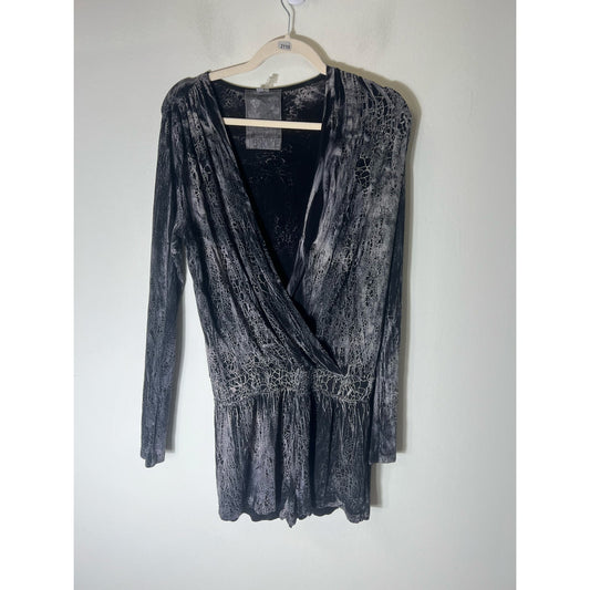 Young Fabulous and Broke Black White Print Long Sleeve Romper Sz s