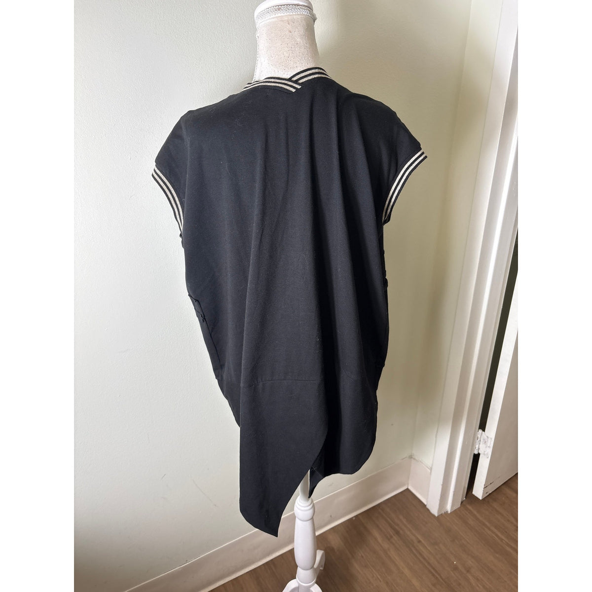 Kedziorek Black Knit Front Zip Top Sz 36