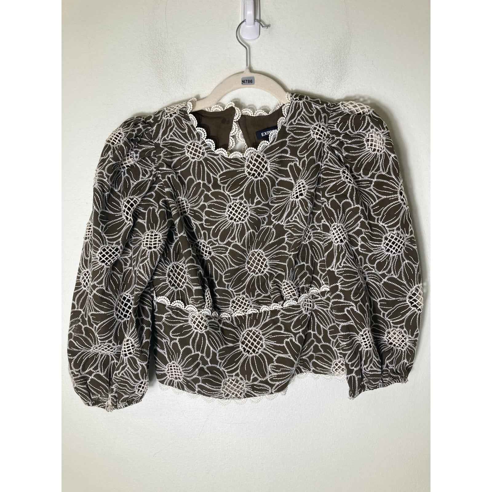Express Brown w/ Floral Embroidered Top sz s