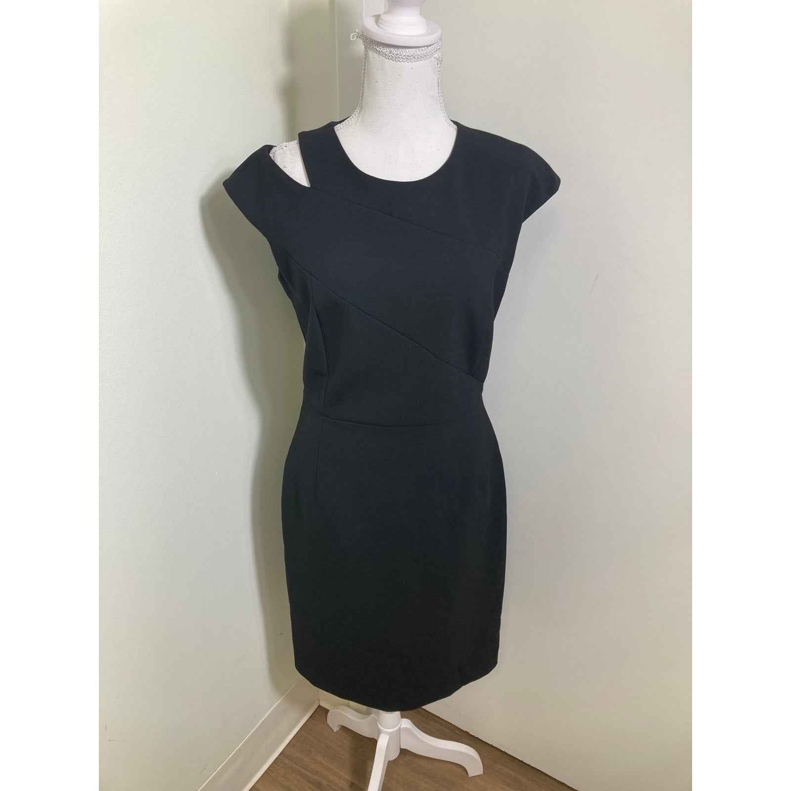Boss Black Midi Sheath Special Occasion Dress Sz 6