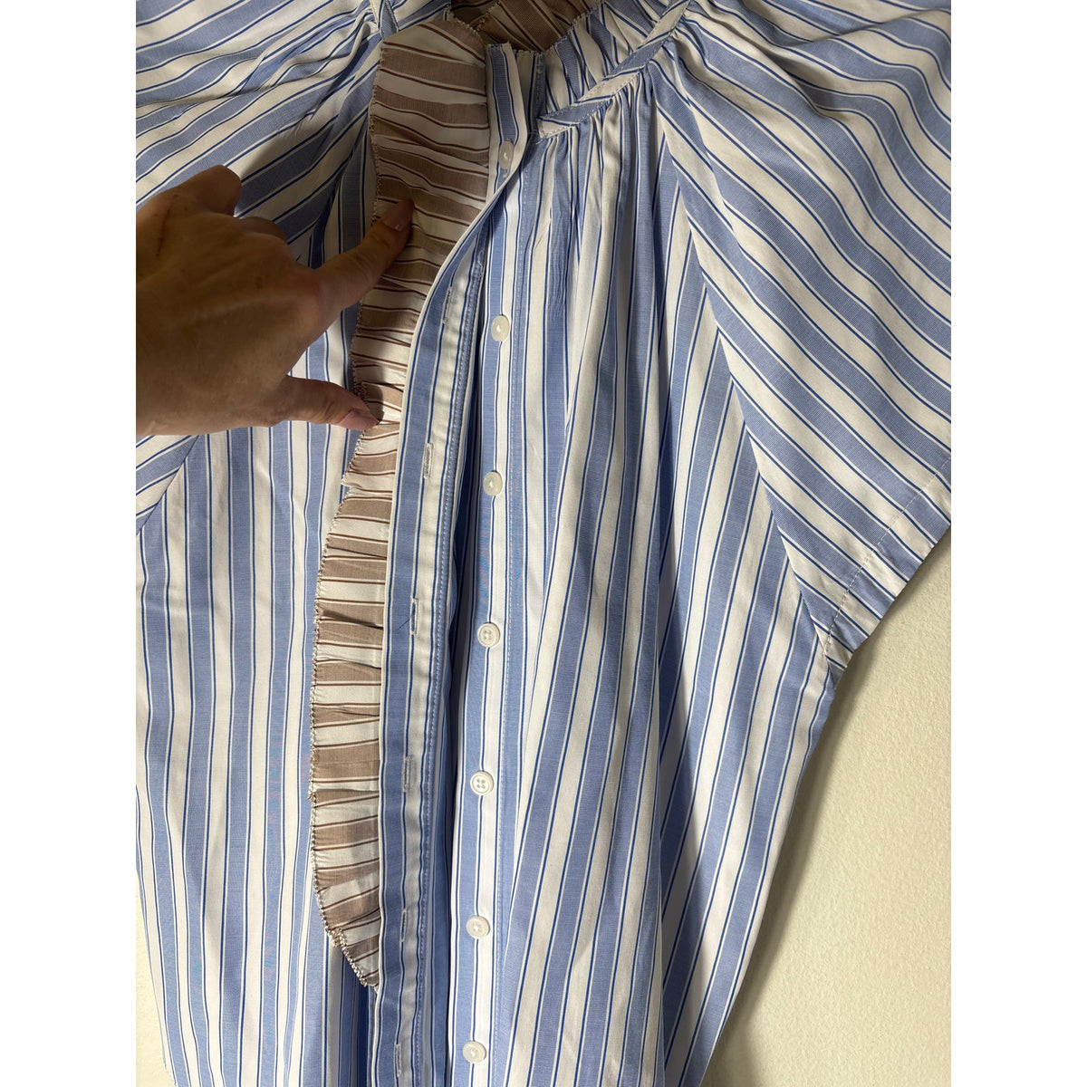 Sundays Blue Tan Stripe Cap Sleeve Button Up Ruffled High Collar Sz S