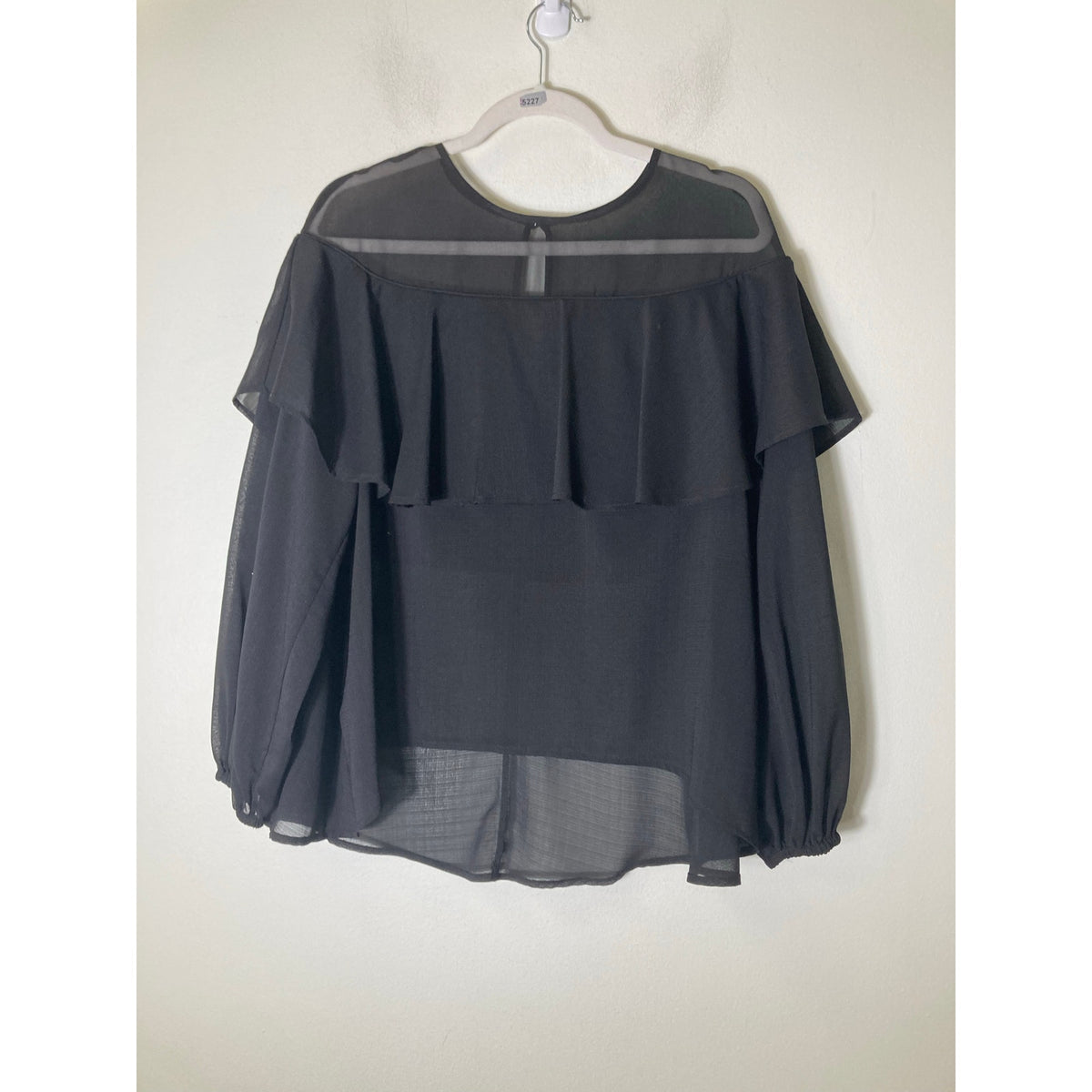 Finders Black Ruffle Top Sz S