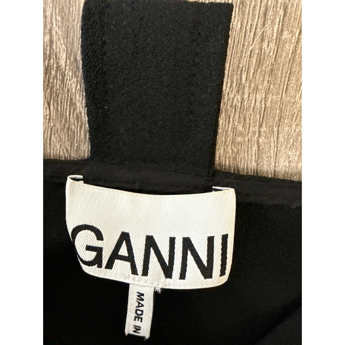 Ganni Black Long Sleeve V-Neck Mini Shift Dress Sz 38