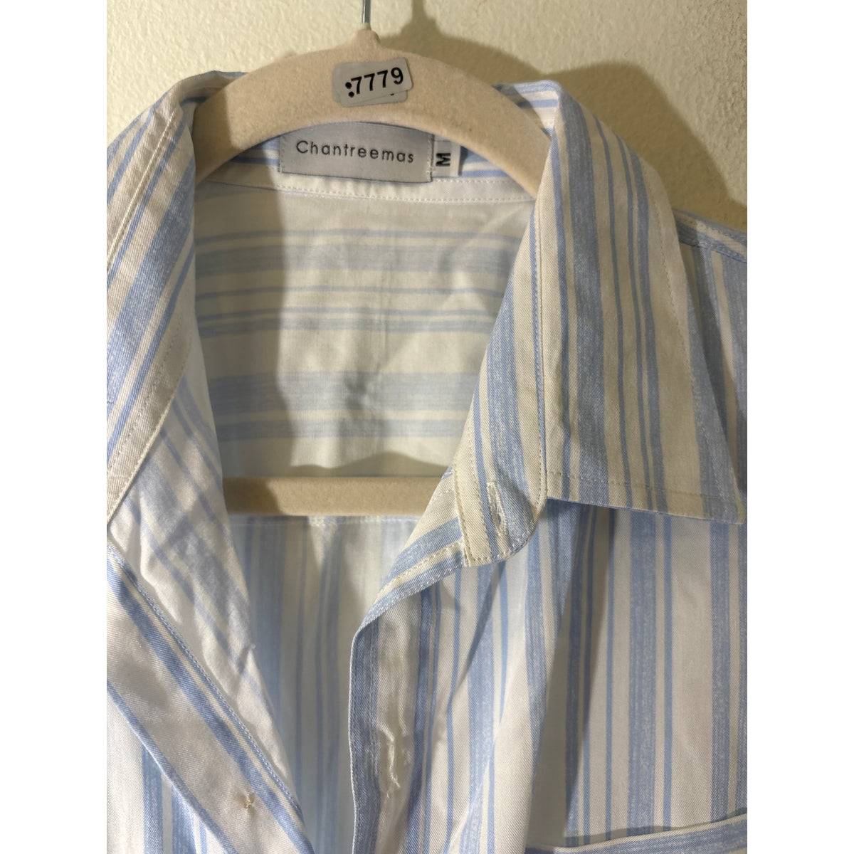 Chantreemas Light Blue White Stripe Sleeveless Button Up Sz M
