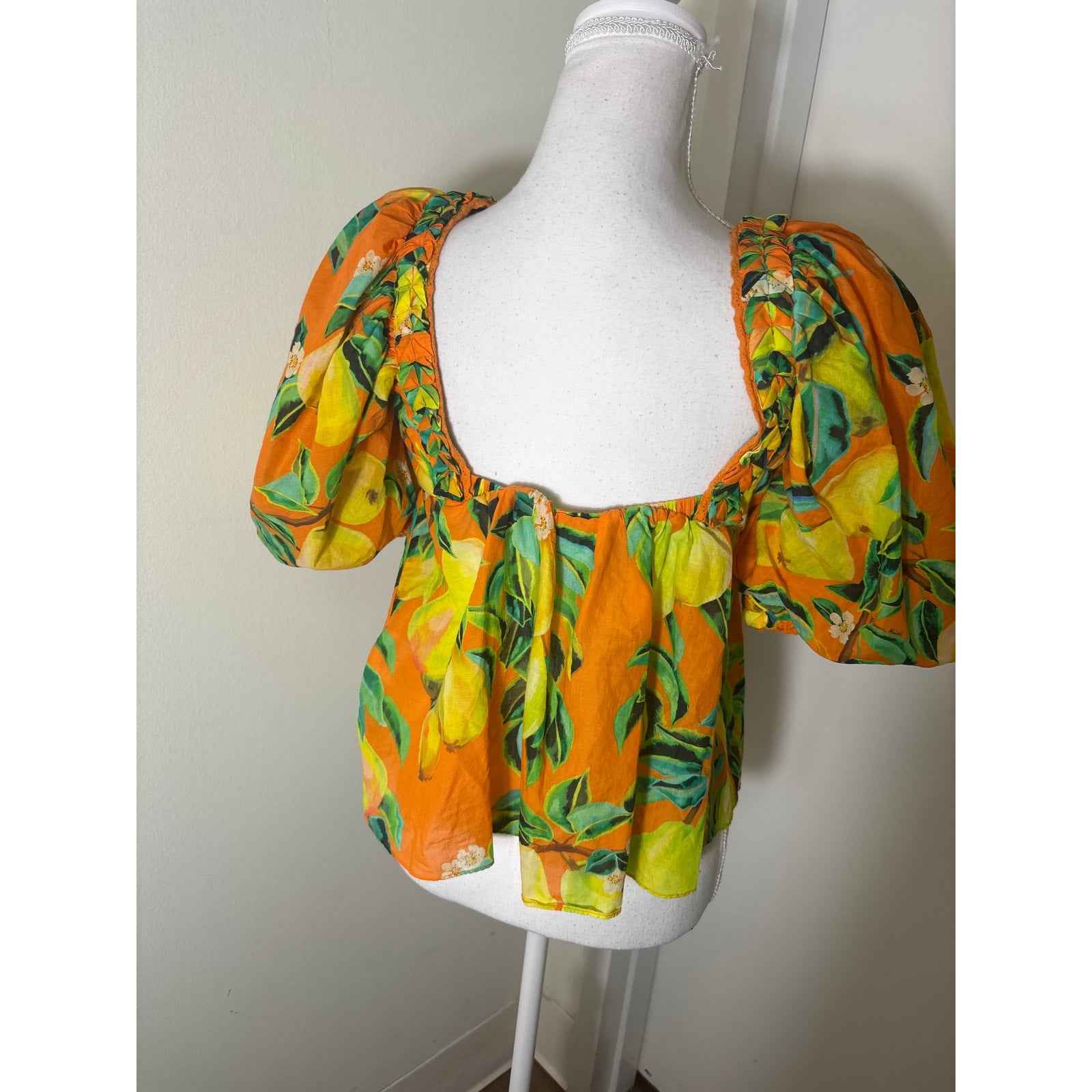 Farm Rio Orange Pear Peplum Top sz M