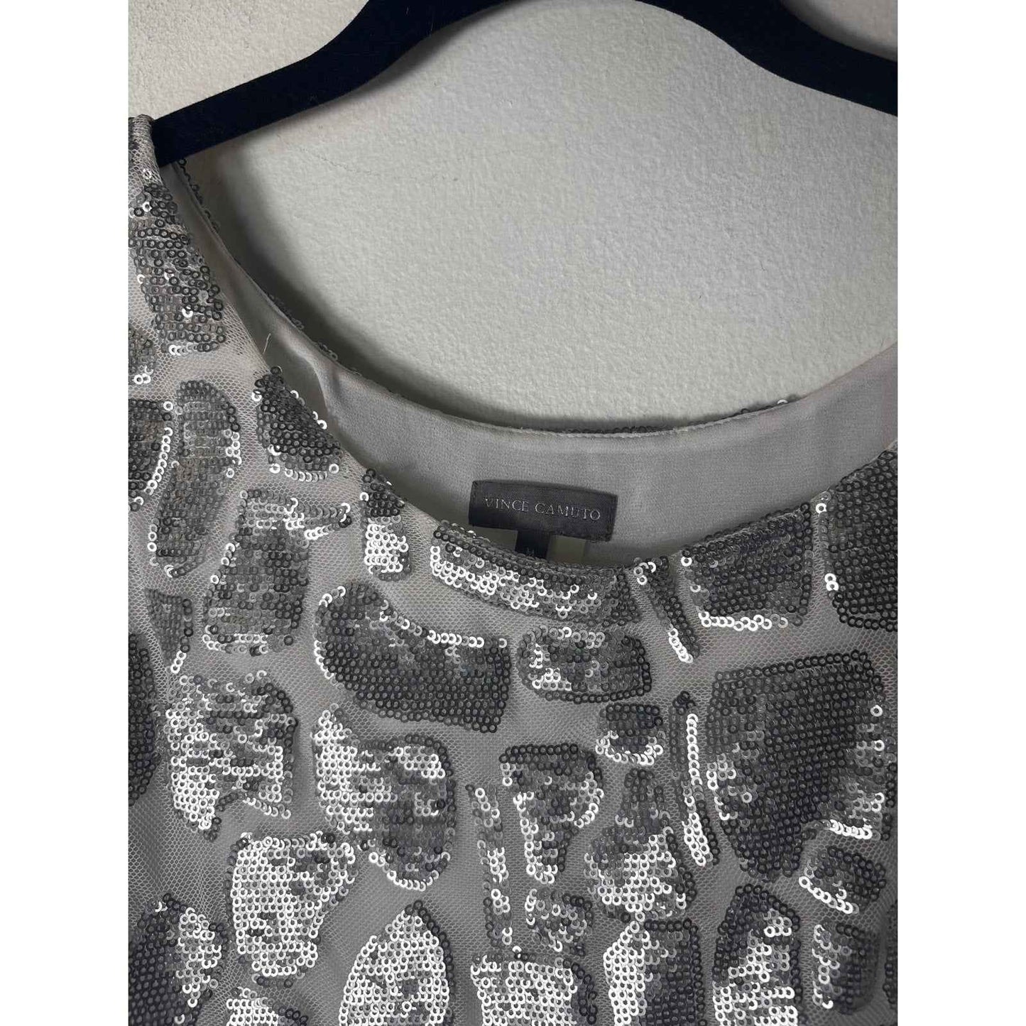 Vince Camuto Small Silver Sequin Cap Sleeve Mesh Shirt Sz M