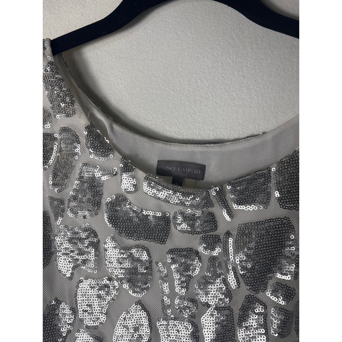 Vince Camuto Small Silver Sequin Cap Sleeve Mesh Shirt Sz M