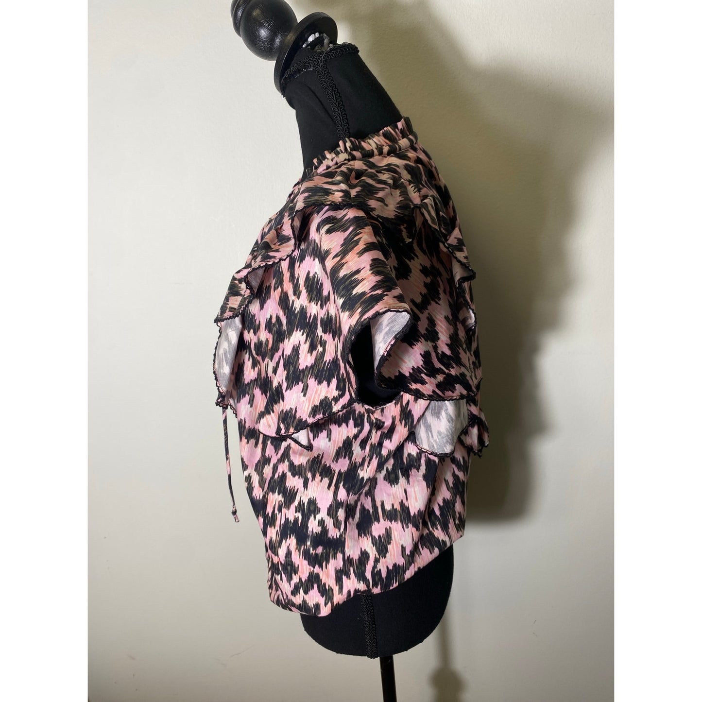 Maria Cher Pink Deisgn Top Sz XS