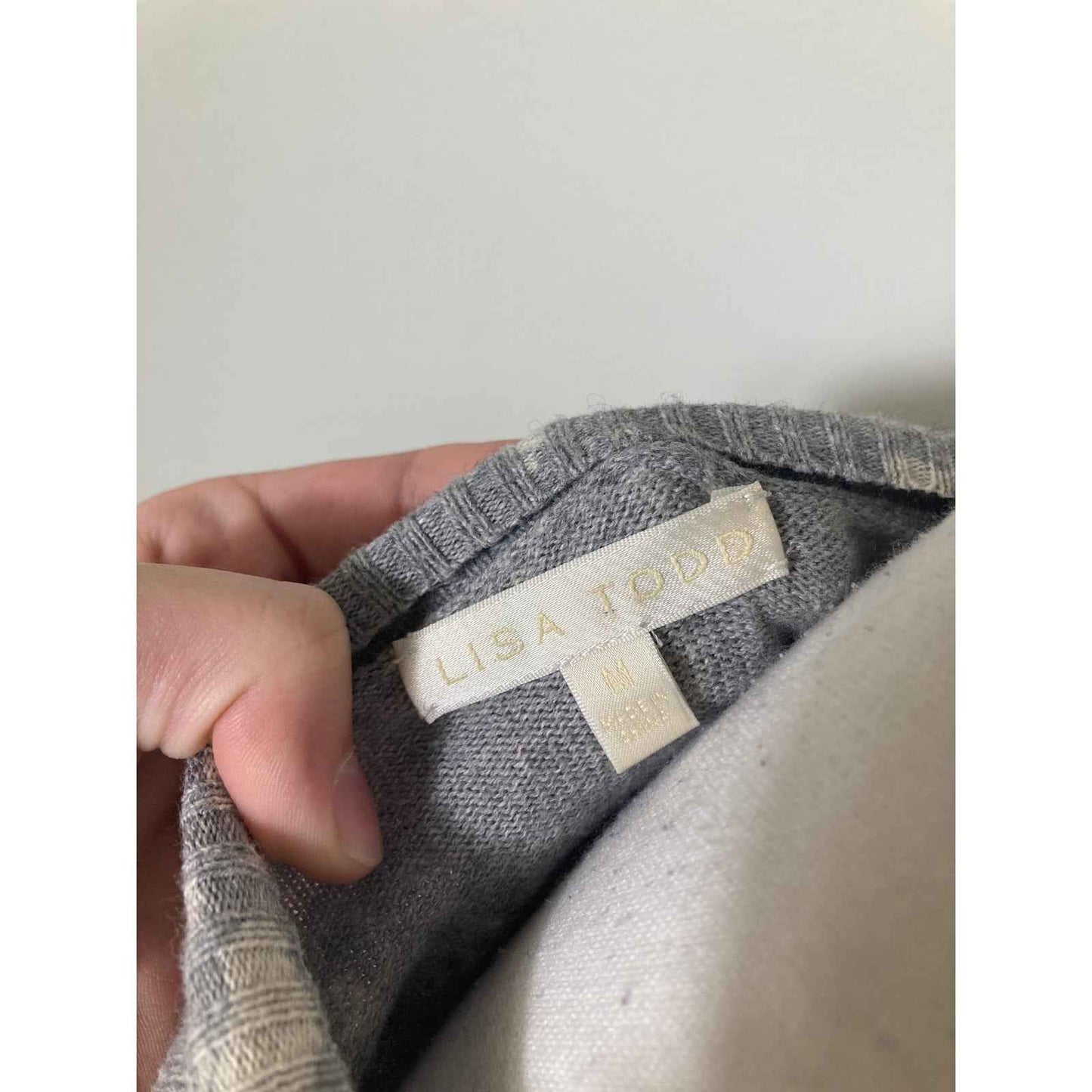 Lisa Todd Gray with White Flecks Sweater Sz M