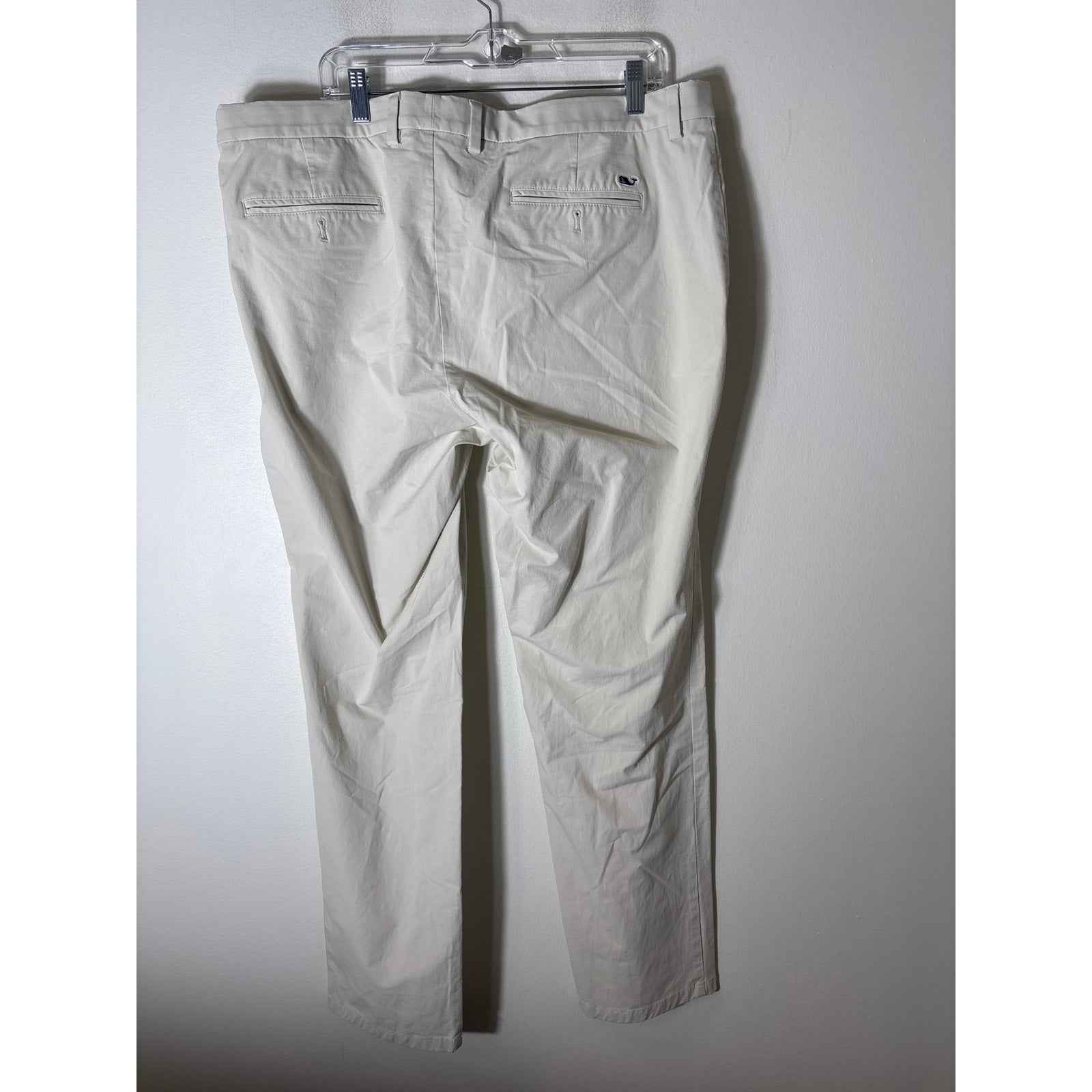 Men's Vineyard Vines Stone Colored Performance Pants Sz 40/32